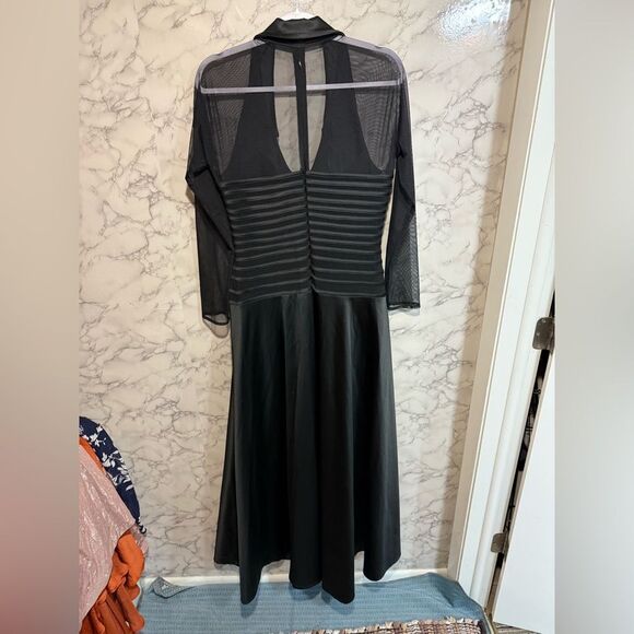 NEW JS Collections Black Fit & Flare Long Sleeve Gown Size 12 - Picture 8 of 8